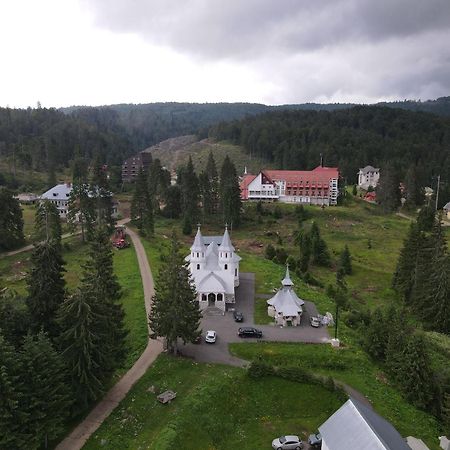 Hotel Iadolina Stana de Vale Luaran gambar