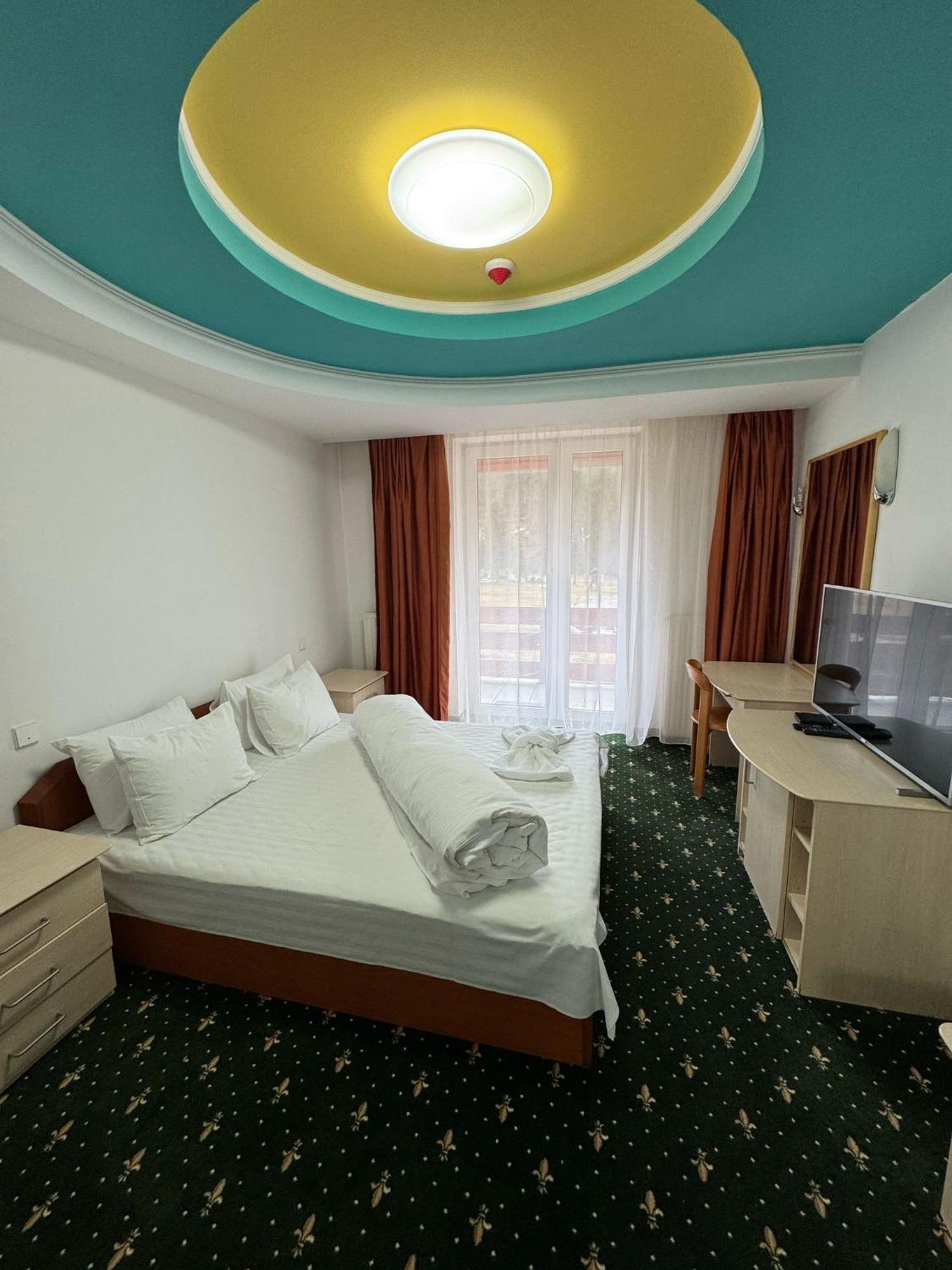Hotel Iadolina Stana de Vale Luaran gambar